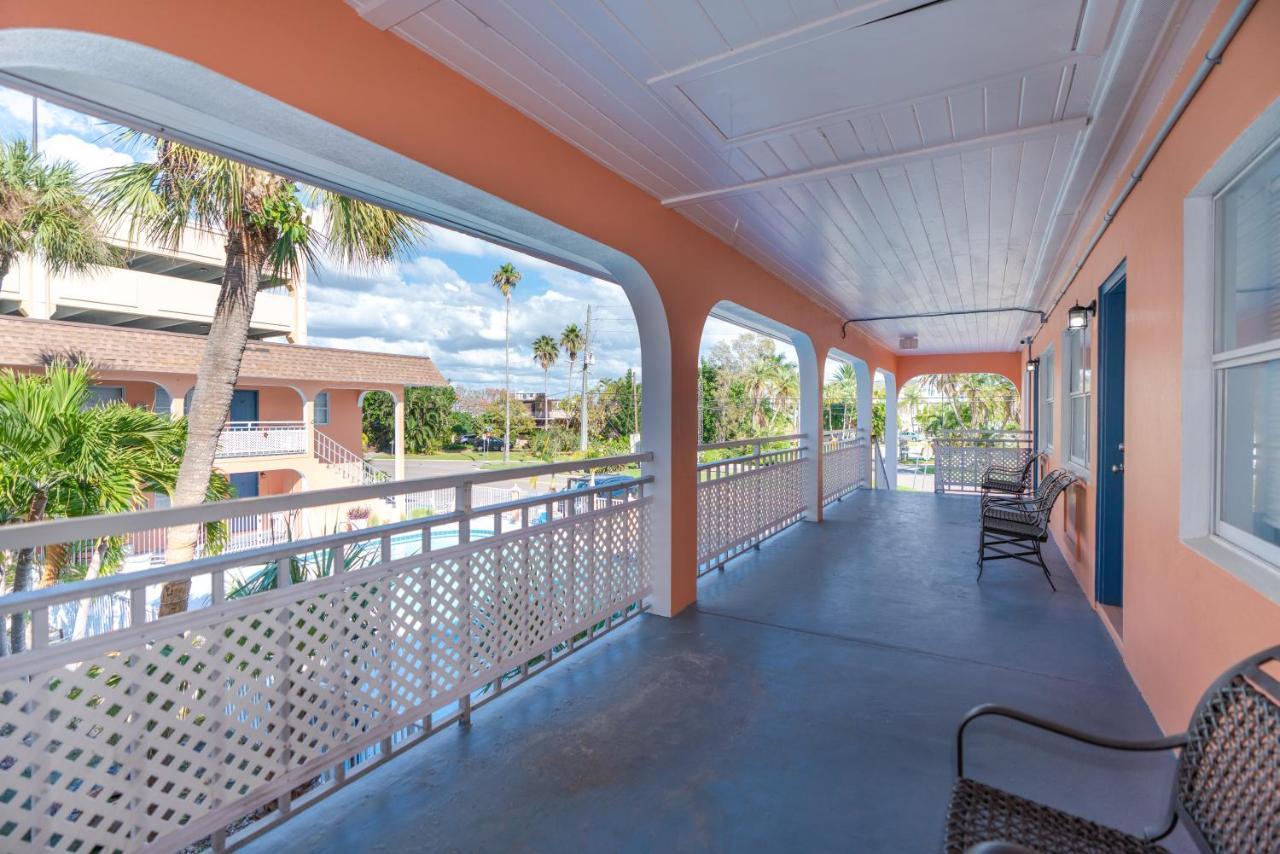Echo Sails Motel Clearwater Beach Buitenkant foto
